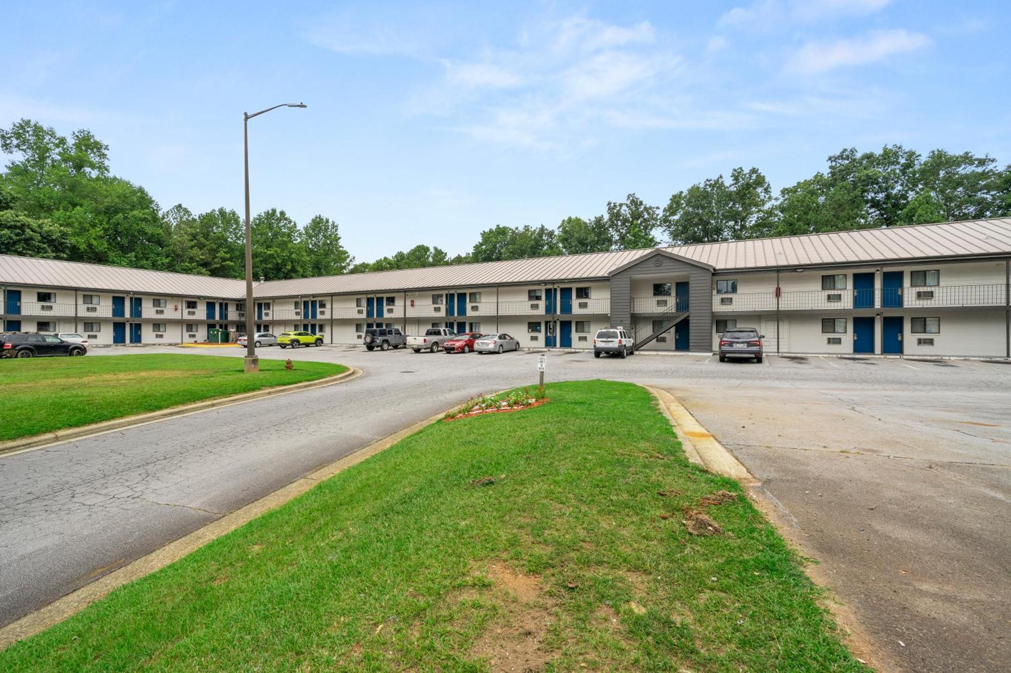 Efficiency Lodge Carrollton Exterior photo